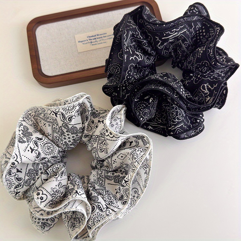 Elegant Black and White Fabric - đánh giá và giá Travel Accessories Aesthetic