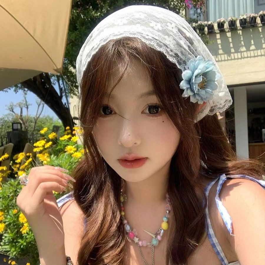 1PC Triangle Lace Scarf White  - đánh giá và giá Travel Accessories Aesthetic